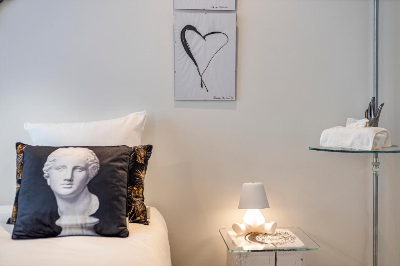 Apartament Vrijdagmarkt By Lit D'Art Antwerpia Zewnętrze zdjęcie